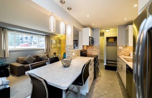 Jasper Place Condo | Charming Suite just 12mins from U of A Hospital