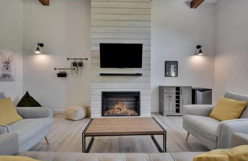 Petite-Riviere-Saint-Francois Apartment | Cottage Quebec - La Zeolite