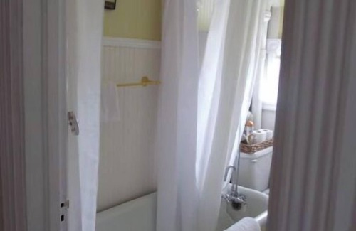 Welshpool Other | Cottage on Friar's Bay