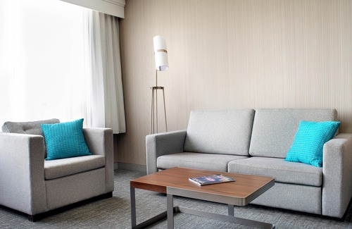 Church and Wellesley Hotel | Courtyard by Marriott Downtown Toronto