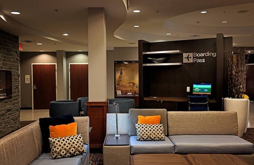 Downtown Halifax Hotel | Courtyard by Marriott Halifax Downtown