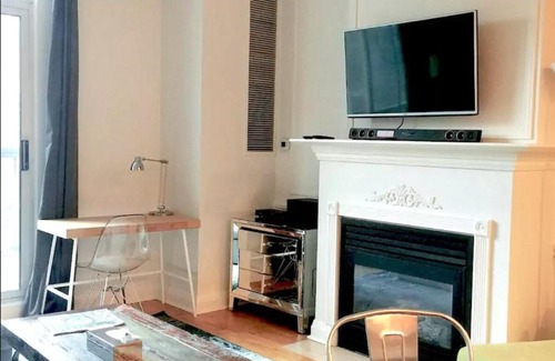Church and Wellesley Apartment | Cozy 2br downtown condo by Wellesley Subway