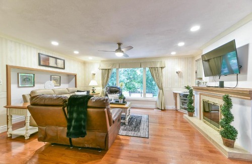 Halton Regional Municipality House | Cozy Country Home near Mini Ski Resort in Milton