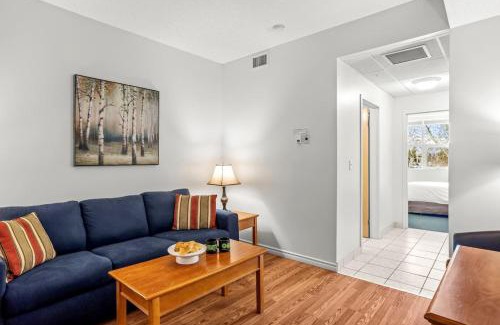 Canmore Apartment | Cozy Hideaway with MTN Views Near DT Canmore and Banff