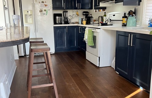 Rexdale House | Cozy house minutes away from the airport & Woodbine racetrack