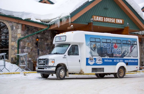 Lake Louise Condo | Cozy Lake Louise Retreat | Jacuzzi + Fireplace
