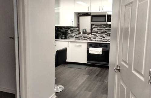 Waubaushene Apartment | Cozy, Private, Walk-out Rental Unit by the Bay