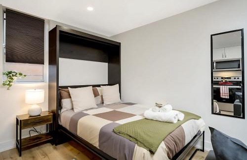 Hamilton Apartment | Cozy Studio Apt - Corktown Hamilton