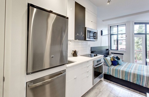 Whistler Cay Heights Condo | Cozy Whistler Village Stuidio w/Pool & Hot Tub