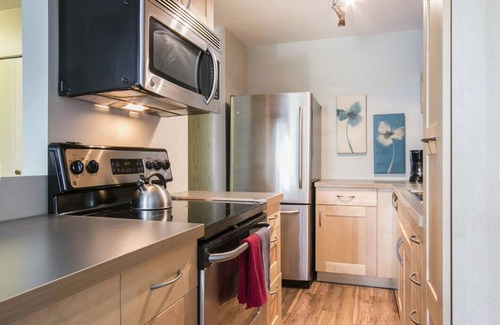 West End Condo | D37 - 1 bedroom in the WestEnd
