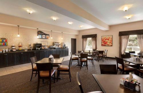Innisfail Hotel | Days Inn by Wyndham Innisfail