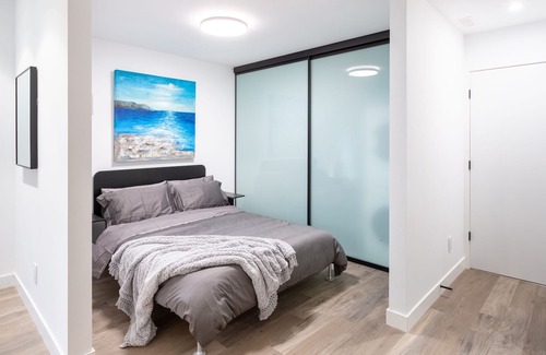Kitsilano House | Designer 1 Bdr Garden Suite (Arbutus/Kits/UBC)