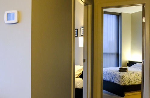 Victoria Park Condo | DOWNTOWN Luxury High-Rise Condo 2 BR / 2 BA Suite Next To BMO / Stampede Grounds