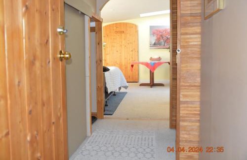 Comox Bed & Breakfast | Estuary House Reflexology B&B