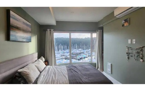 Regional District of Nanaimo Condo | Fabulous oceanfront condo in central location with amazing views.