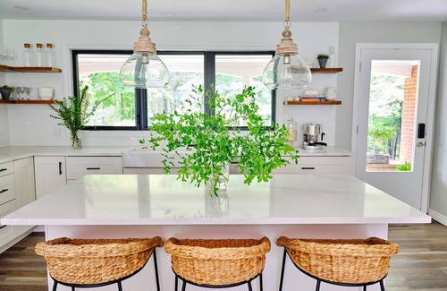 North Dumfries House | Family Style Home 5 minutes from the Gaslight District!