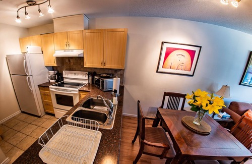 Blackcomb Apartment | Glacier Lodge 205 - Ski in Ski out, Common Pool & Hot Tub