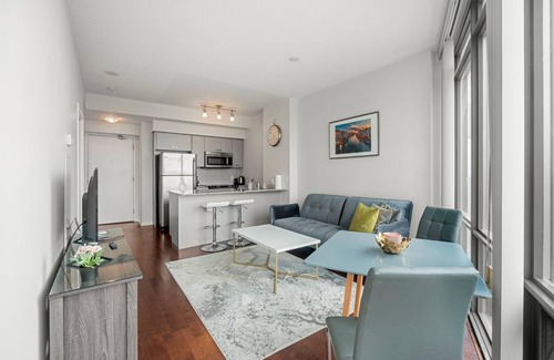 Bay Cloverhill Condo | GLOBALSTAY. Burano 1BR Condo in Downtown Toronto