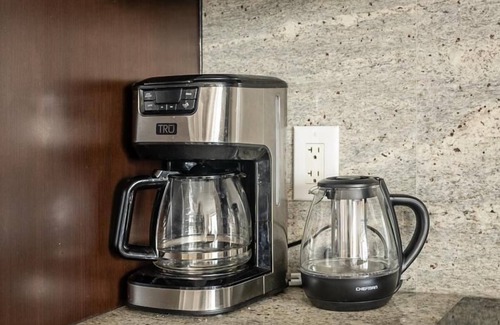 Willowdale Condo | GLOBALSTAY. Elegance in peonies 23 Floor 1Br. Free Parking