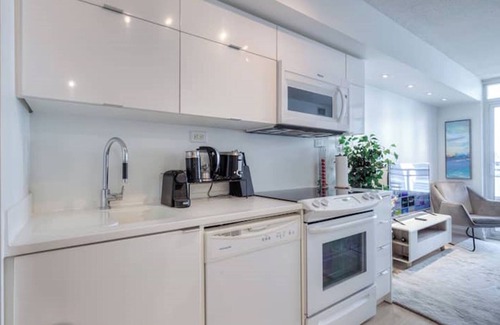CityPlace Apartment | GLOBALSTAY Modern 3Br Condo w/Balcony DT Toronto