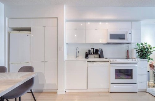 CityPlace Apartment | GLOBALSTAY Modern 3Br Condo w/Balcony DT Toronto
