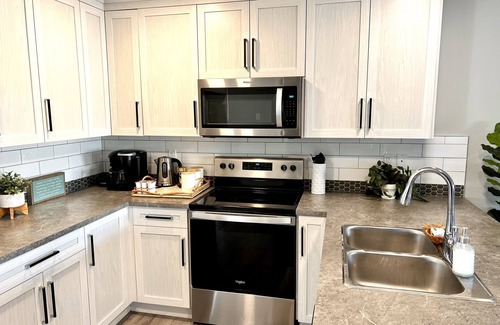 Sylvan Lake House | Gorgeous townhome 5 min walk to the stunning lake.