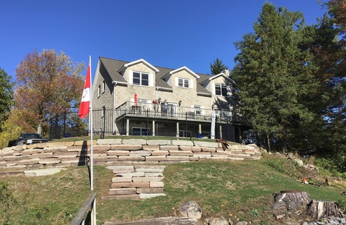 Lansdowne House | Graystone House-Now Renting For Summer 2025!