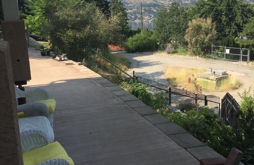 Okanagan-Similkameen Apartment | Heart of Wine Country with a View in the Okanagan
