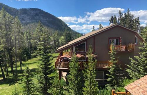 Banff Hostel | HI Banff Alpine Centre - Hostel