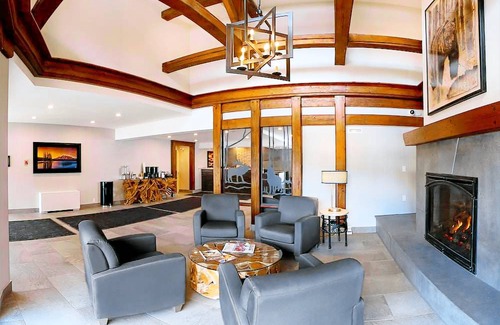Banff Hotel | High Country Inn