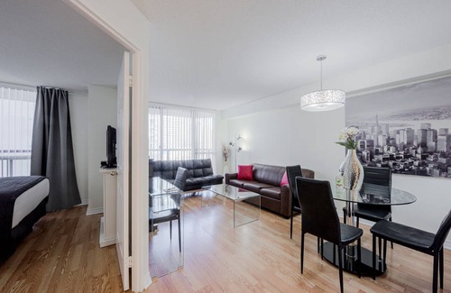 Bay Street Corridor Apartment | High Floor Bay St. Condo (Sleeps 4) w. Large Balcony Walk to Sick Kids Hospital