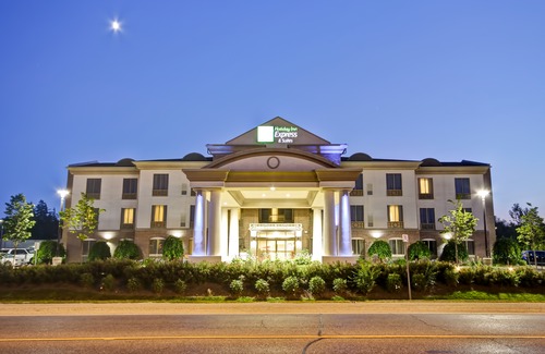 Guelph Hotel | Holiday Inn Express and Suites Guelph, an Ihg Hotel