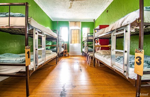Quartier des Spectacles Hostel | Hostel ∙ 8 guests