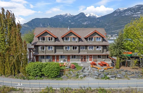 Squamish Hostel | Hostel ∙ 8 guests