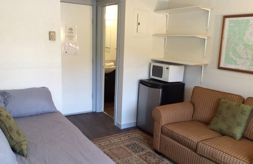Whistler Creekside Hostel | Hostel ∙ 8 guests