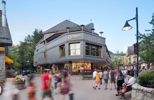 Whistler Village Hostel | Hostel ∙ 8 guests