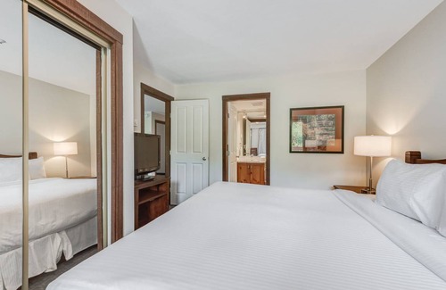 Upper Village Hotel | Hotel ∙ 2 bedrooms ∙ 6 guests