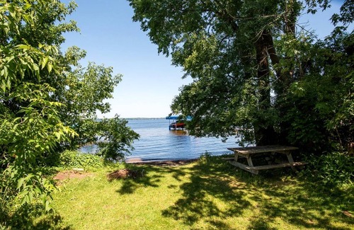 Fenelon Falls House | House ∙ 1 bedroom ∙ 8 guests