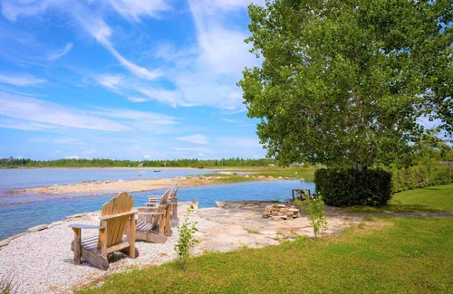South Bruce Peninsula House | House ∙ 4 bedrooms ∙ 11 guests