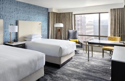 Coal Harbour Hotel | Hyatt Regency Vancouver
