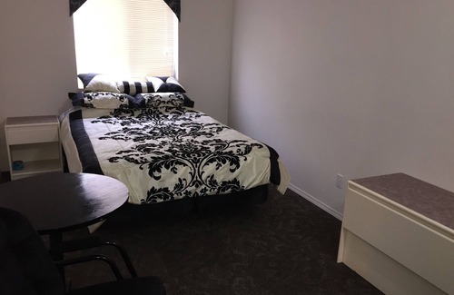 East Kootenay Hostel | Invermere Hostel