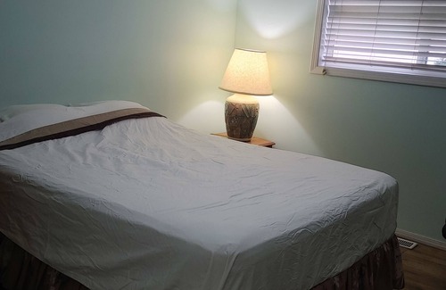 North End Hostel | Kelowna Okanagan Lake Hostel