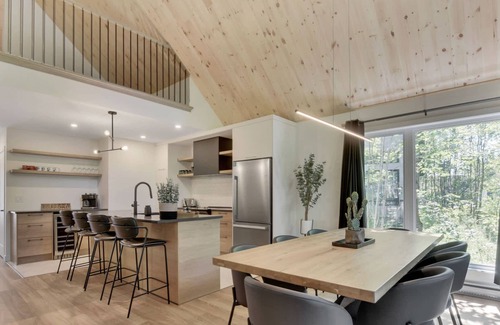 Pont-Rouge Ski Chalet | Le Scandinave – Nordic Retreat – Private Sauna, Spa & Cold Plunge