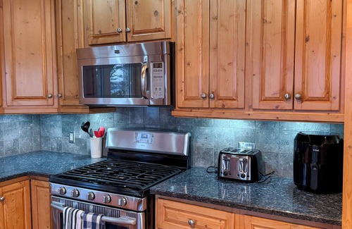 Lion's Head Cabin | Lion's Den Luxury Waterfront Oasis w/Hot Tub
