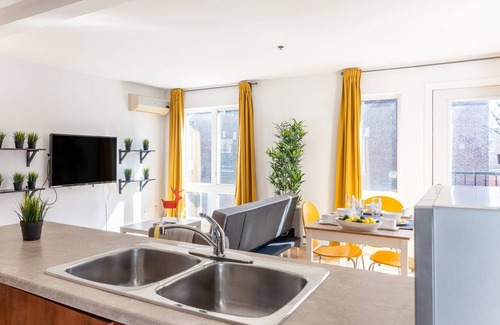 Hochelaga Apartment | Lofts aylwin - designer open space newly renovated