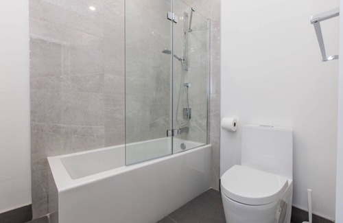 Mile End Condo | Lofts du Parc Lahaie - Mile End - Seductive Studio, Apt 301