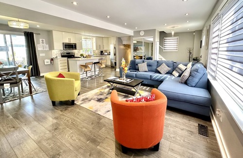 Port Weller West House | Long Stays Near Niagara Save 50% Off Now!
