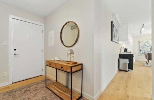 Chinatown Apartment | Luxury 3BD apartment, Downtown