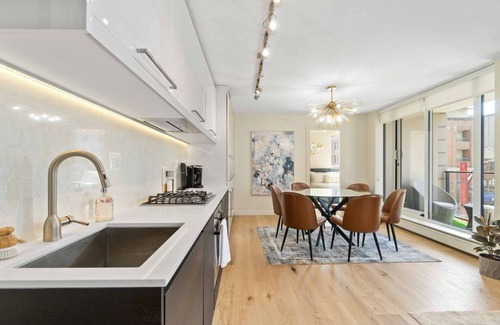 Chinatown Apartment | Luxury 3BD apartment, Downtown