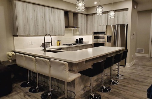 Bracebridge House | Luxury Custom Built Townhome Muskoka